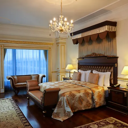 كراون بلازا إسطنبول آسيا فندق 5*