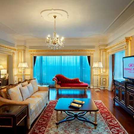 Crowne Plaza By Ihg Istanbul