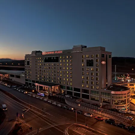 Crowne Plaza By Ihg Hotel Istanbul