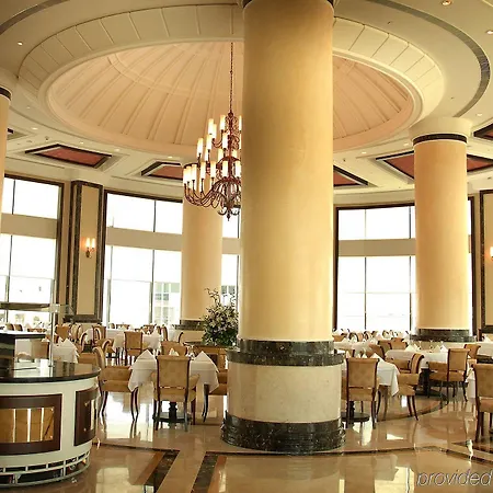 Crowne Plaza By Ihg Hotel