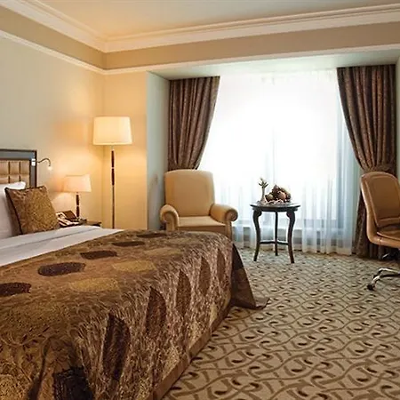 Hotel Crowne Plaza By Ihg Istanbul