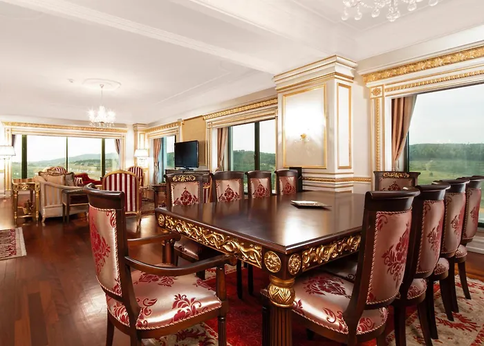 Hotel Crowne Plaza By Ihg Istanbul