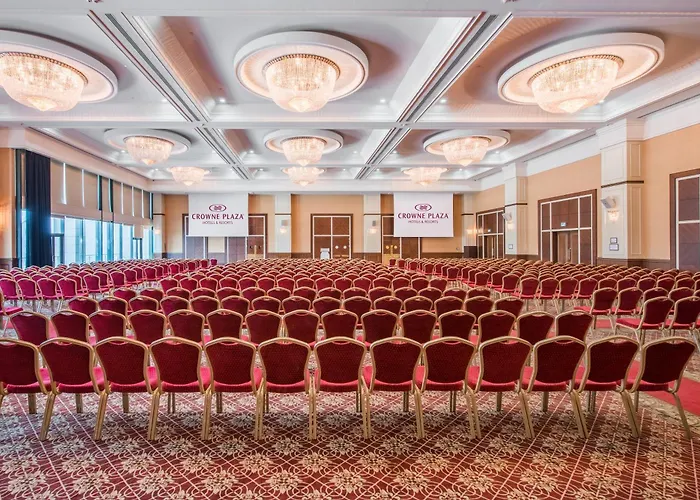 Hotel Crowne Plaza By Ihg 5*