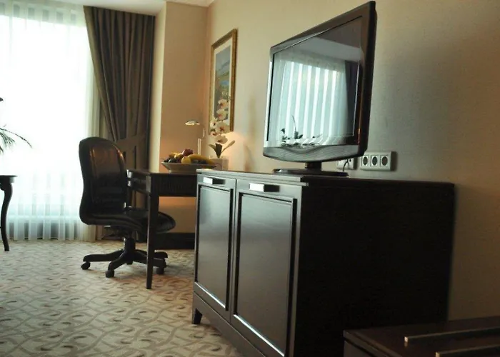 Crowne Plaza By Ihg Istanbul