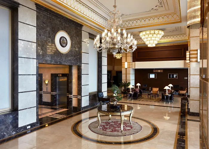 Crowne Plaza By Ihg Hotel 5*