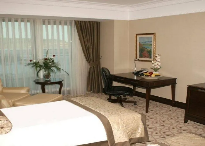 Hotel Crowne Plaza By Ihg