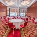 Crowne Plaza By Ihg Hotel