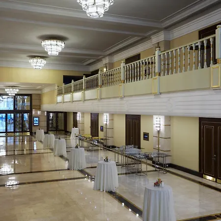 Szálloda Crowne Plaza By Ihg Isztambul