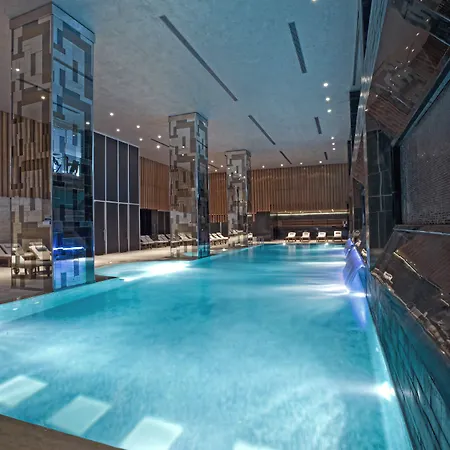 Szálloda Crowne Plaza By Ihg 5*